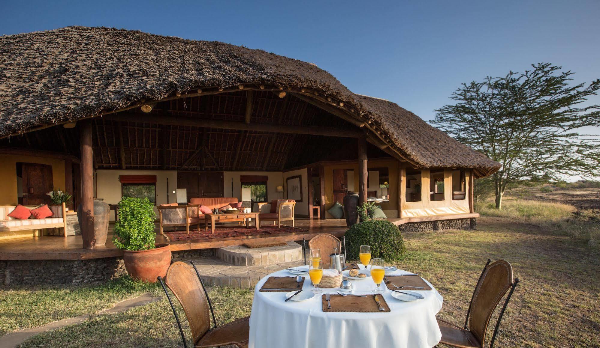 Hotel Elewana Tortilis Camp à Amboseli Extérieur photo